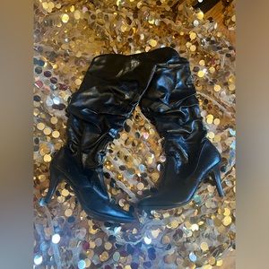 Heeled boots🖤